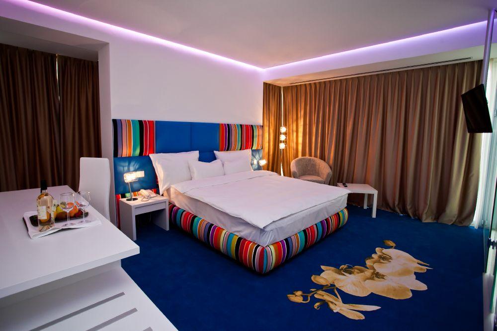 Marshal Garden Hotel Bucharest Exterior photo A room at the hotel